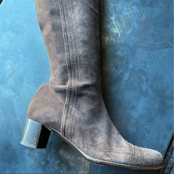 90’s COLE HAAN knee high brown suede boots. - Picture 10 of 11